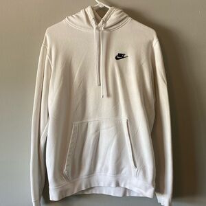 Nike Sportswear Club Fleece Pullover Hoodie